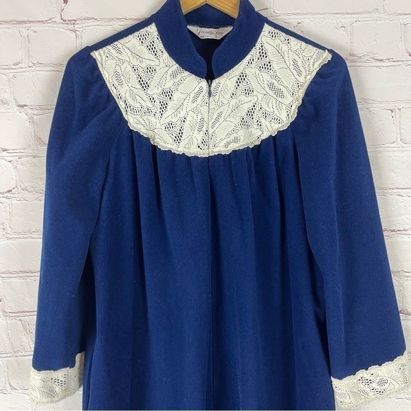 Vintage Other - vintage velvet granny robe grandma nightgown grandma core grandmacore lace